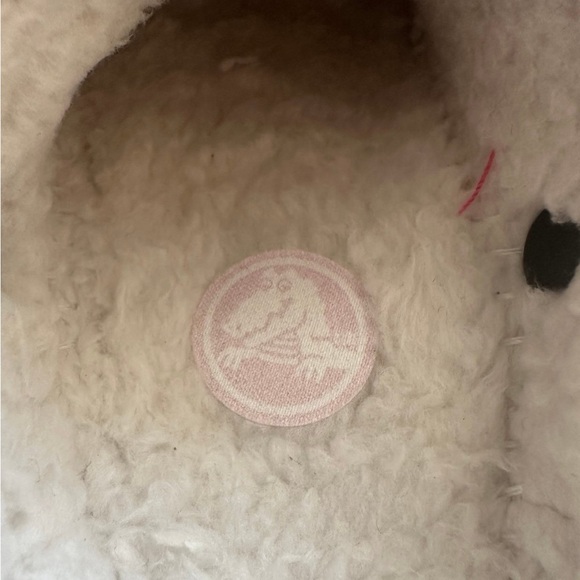 Pink penguin crocs - Picture 12 of 15